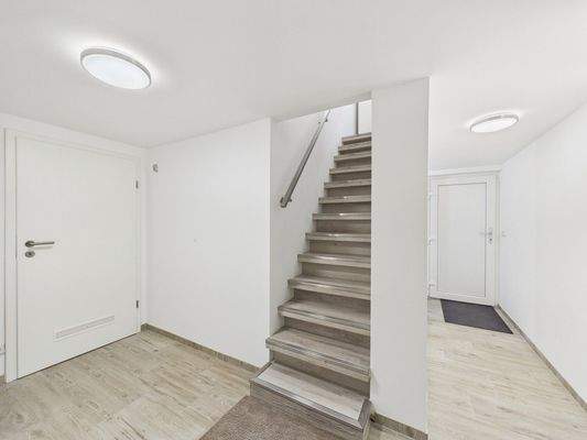 Treppenabgang ins Kellergeschoss