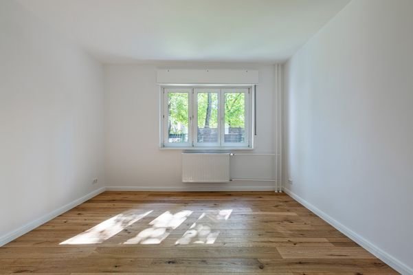 Baugleiche Wohnung im Gebäude