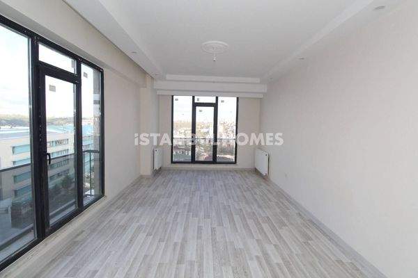 New Build Apartment Near Amenities in Eyupsultan Istanbul