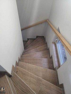 Treppenabgang in das Kellergeschoss
