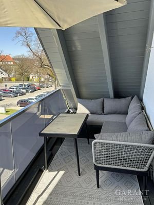 Balkon, Studie