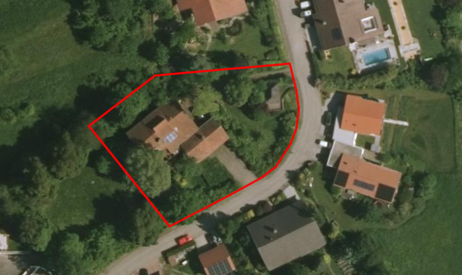 Grundstücksaufteilung - Haus