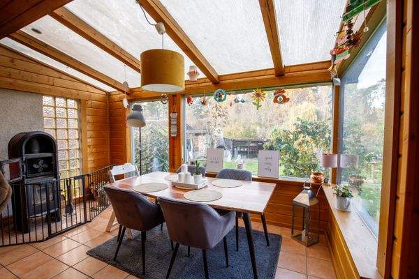 04 - Eingangsbereich als Wintergarten.jpg