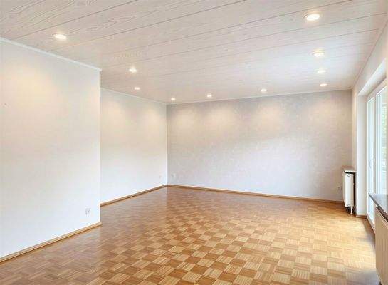 Bsp. Wohnzimmer leer (KI)