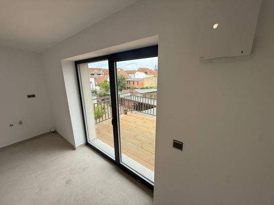 Tür Balkon 2. OG