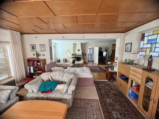 Wintergarten u. Wohnzimmer (EG)