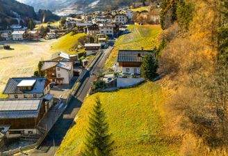 GROUND-JAKOB-image-2