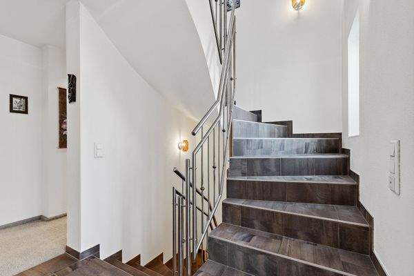 Aufgang ins Dachgeschoss