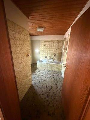 37bad6fa-d680-43e1-8b59-026123374580