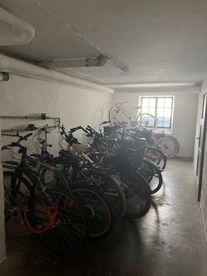 KG Gemeinschafts-Fahrradabstellraum