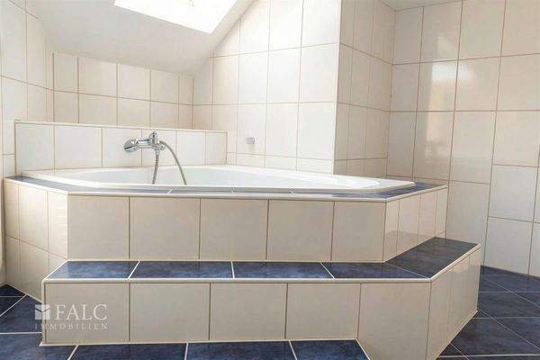 Badezimmer - (KI generiert)