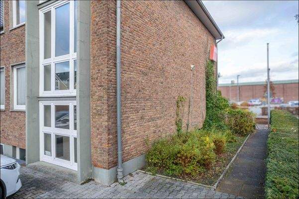 Seitenansicht für Aufzug-Anbindung