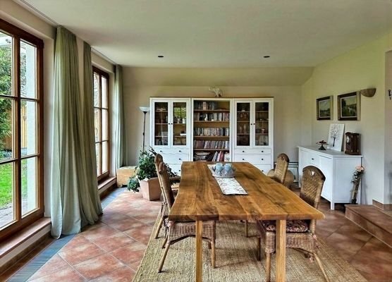 Essbereich in Wohnzimmer