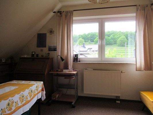 weiteres Schlafzimmer im DG