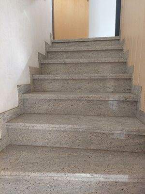 Treppe zum Dachgeschoss 