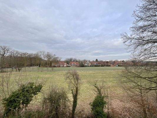 Ausblick aus Schlaf und Kinderzimmer