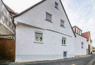 Straßenansicht_Wohnhaus