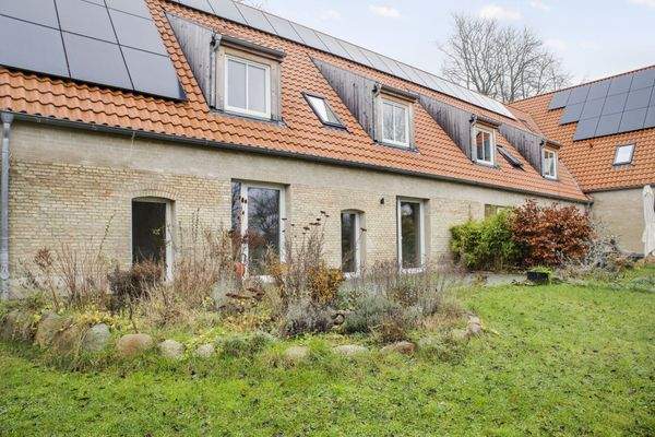 Außenansicht Terrasse und Garten