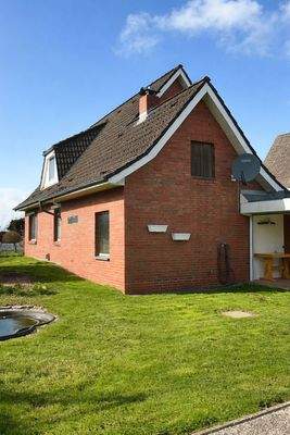 Hausansicht vom Garten