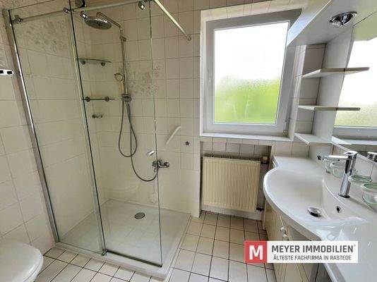 Badezimmer im OG