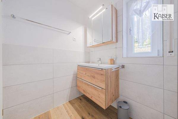 1 Whg. 2,5 ZImmer (8)