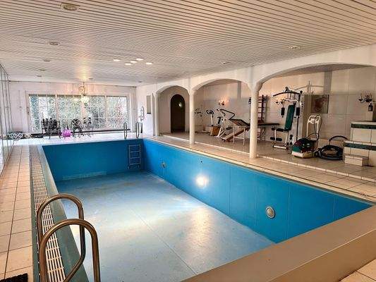 Poolbereich im Erdgeschoss