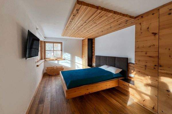  Zirben-Master-Schlafzimmer im EG