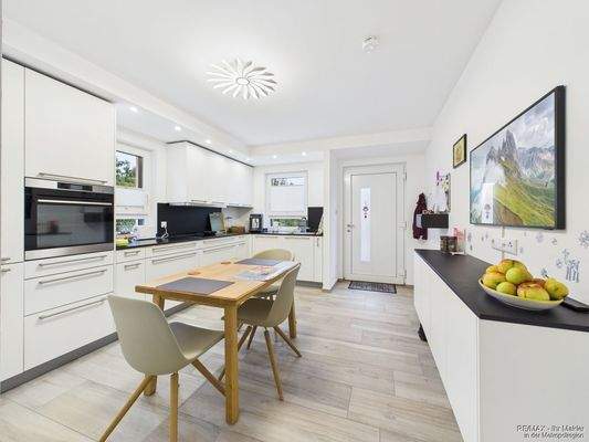 Küche mit EBK