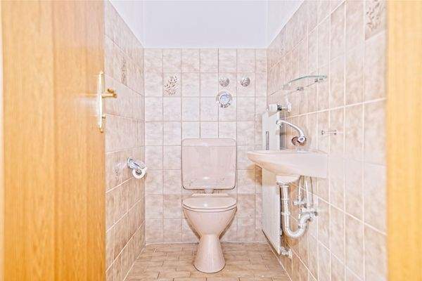 Bad und Gäste-WC 5108