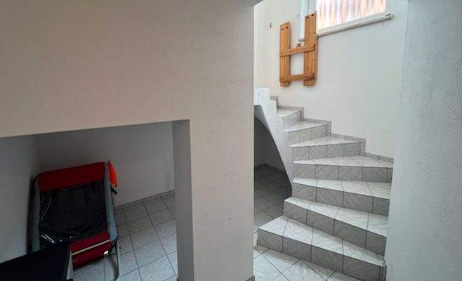 KG Treppenabgang.jpg