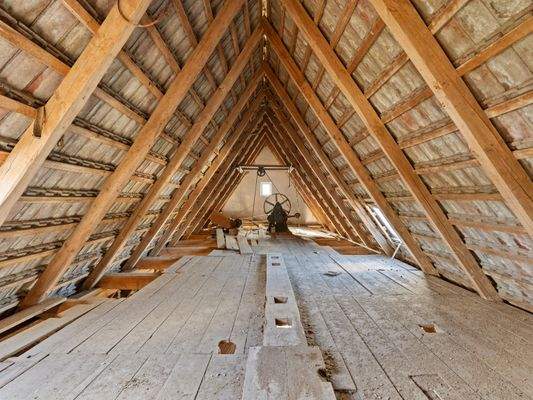 Nebengebäude - Spitzboden