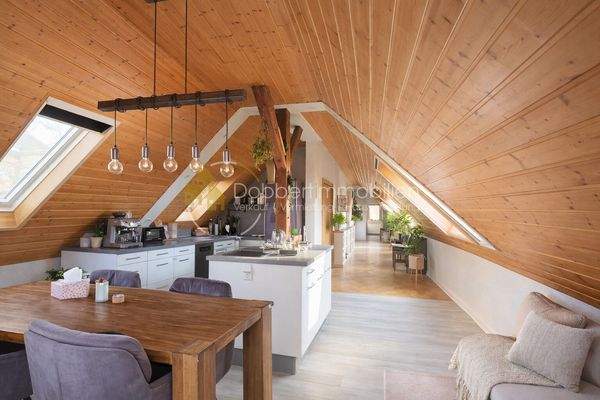 Küche und Esszimmer