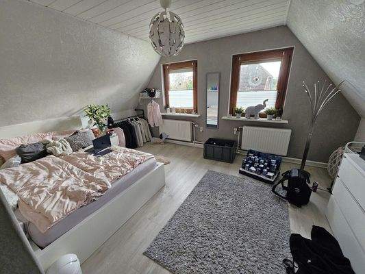 Schlafzimmer ca. 15 m²