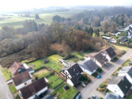 Vielseitiges Zweifamilienhaus in Wallerfangen 