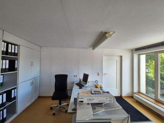 Büroraum 2 EG / Eingang