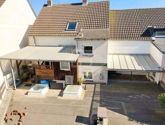 Dachterrasse im OG - (KI generiert)