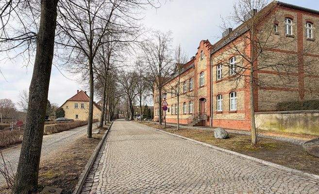 Die Erich-Steinfurth-Straße