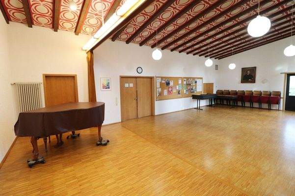 Wohn-, bzw. Esszimmer 