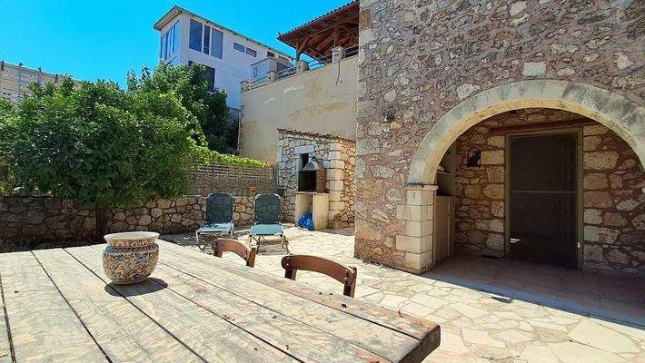 Kreta, Vamos: Traditionelle Steinvilla mit zwei Schlafzimmern, Garten und Erweiterungspotenzial