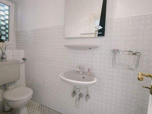 Haupthaus - Gäste-WC.jpg