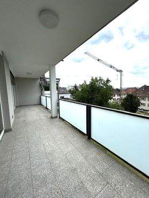 Balkon mit viel Platz