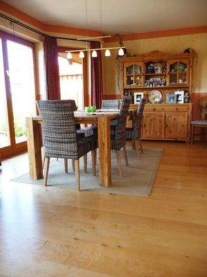 Esszimmer mit Süd-Terrasse