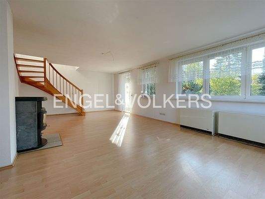 Wohnzimmer mit Kaminofen