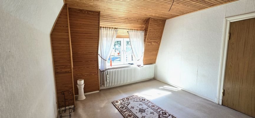Esszimmer OG.jpg