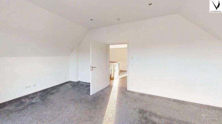 Bad-Mergentheim-Bedroom-Defurnished