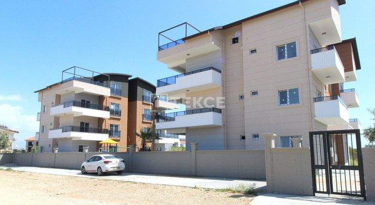 Flats in an Advantageous Location with Pool in Kadriye