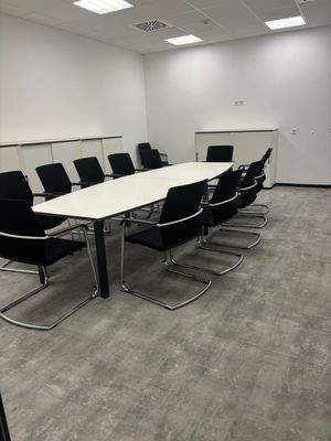 Fithalle Besprechungsraum.jpg