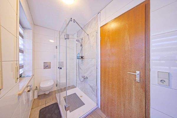 1. Bad im Obergeschoss