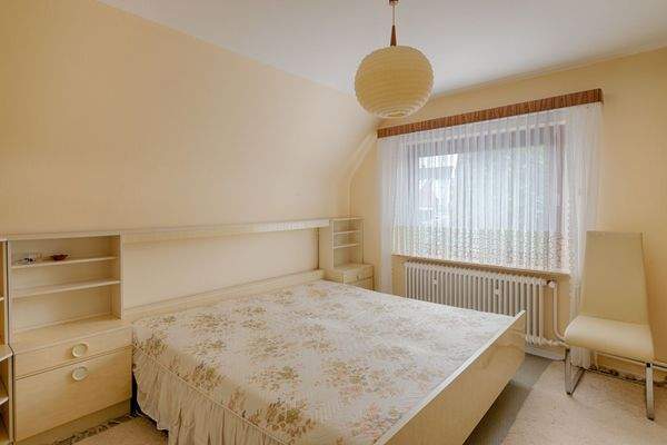 Zimmerbeispiel im Dachgeschoss