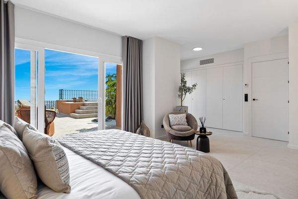 Photo: Penthouse in Nueva Andalucia